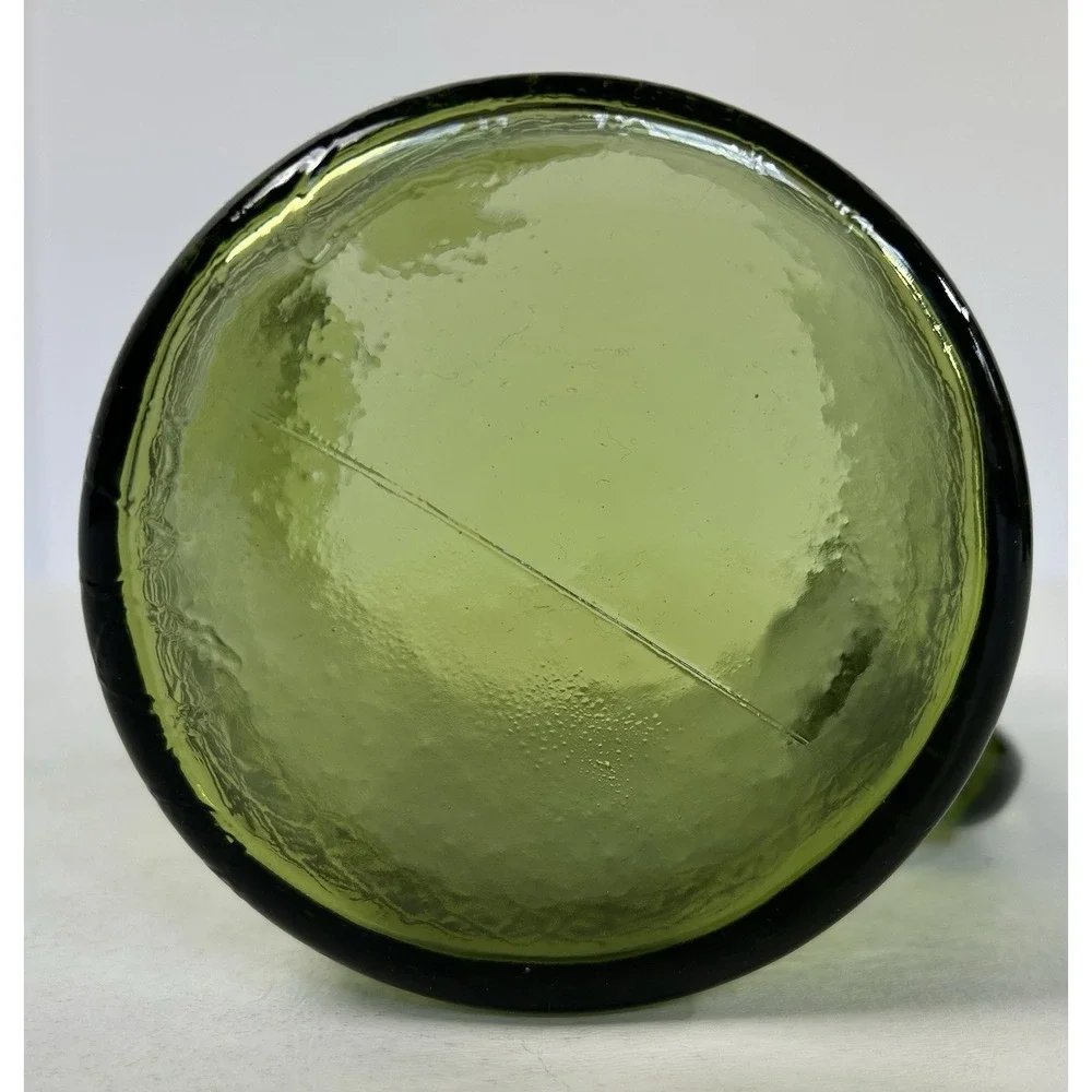 Vintage Anchor Hocking Avocado Green Crackle Glass Ice Lip Pour Pitcher 36 Oz.
